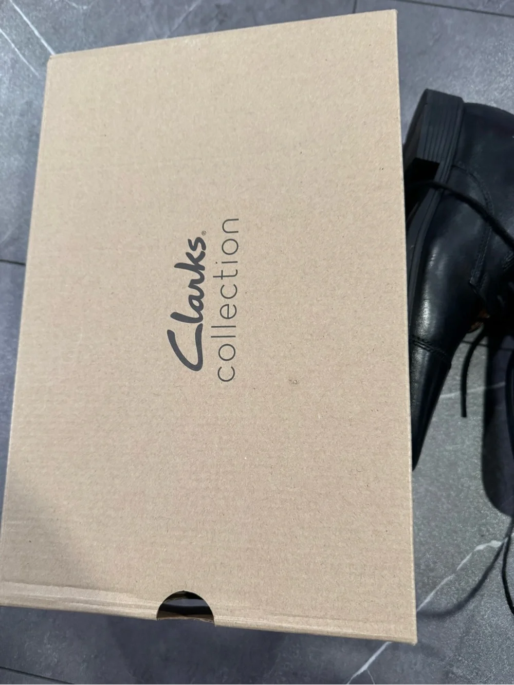 Clarks Black Leather Lace-Up Cap-Toe Derbys